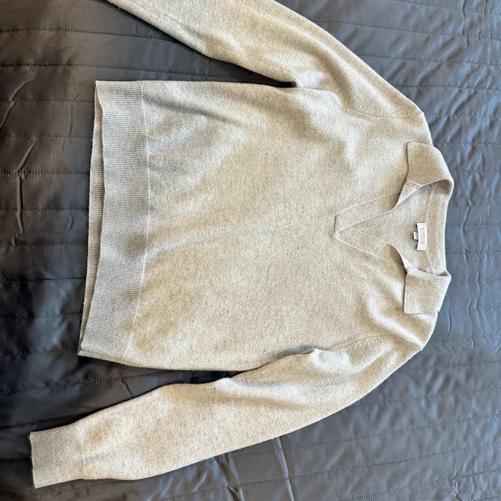 Kinross Cashmere Heather Gray Sweater
